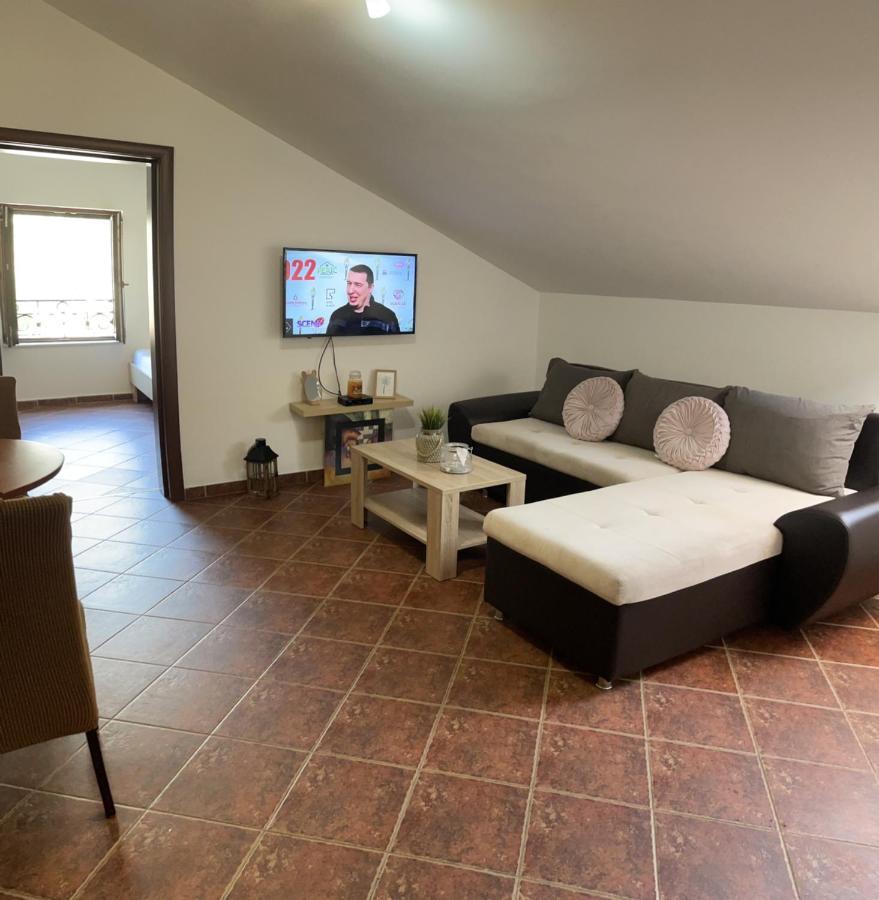 קוטור Apartment Atina מראה חיצוני תמונה