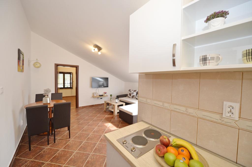 קוטור Apartment Atina מראה חיצוני תמונה